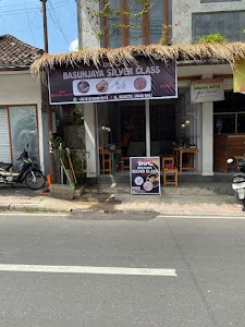 Ubud Basunjaya Silver Class place picture